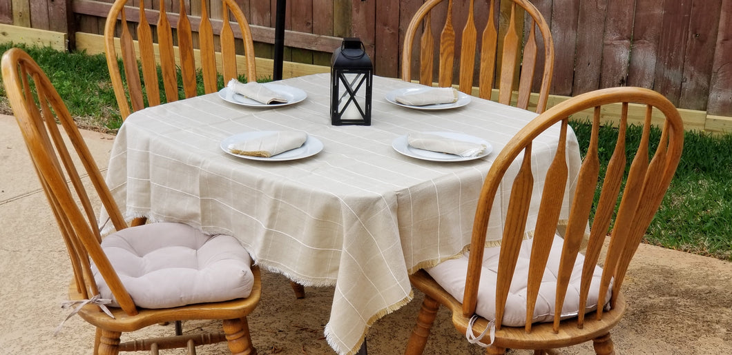 Square Beige Table Cloth with 4 napkins